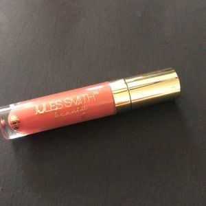 Jules Smith Beauty lip gloss
